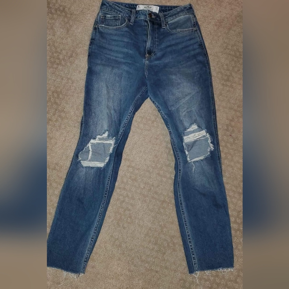 Hollister Curvy High-Rise Dark Blue Mom Jeans